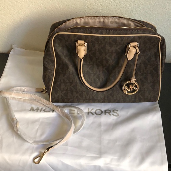 michael kors crossbody strap